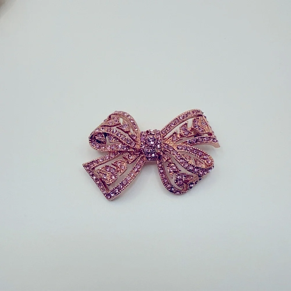 Kenneth Jay Lane KJL Art Deco Style PINK Rose Gold Rhinestone Bow Brooch Formal